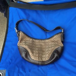 Coach Purse. Good Condition! Brown mini Cs